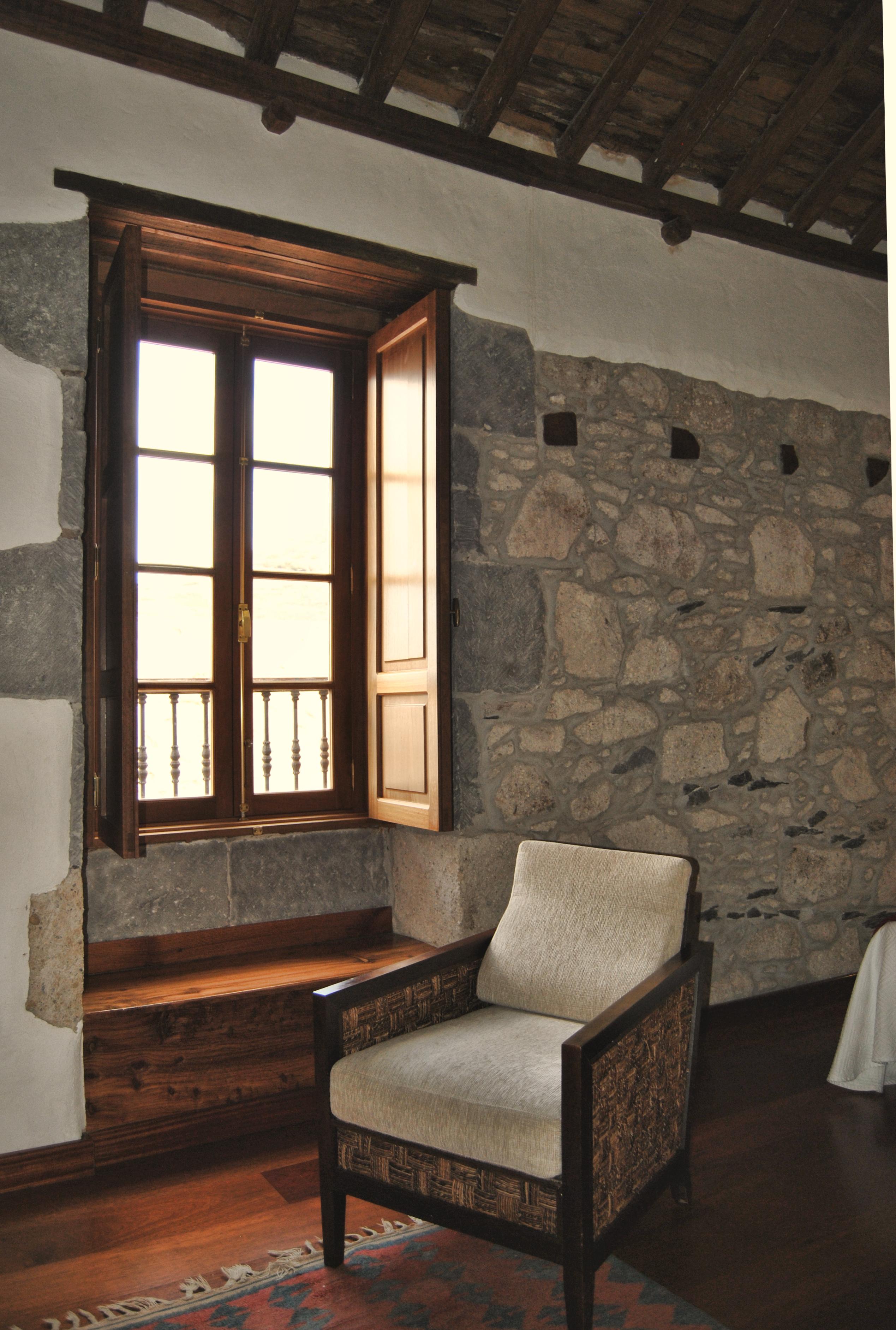 Hotel Rural El Mondalón 4*