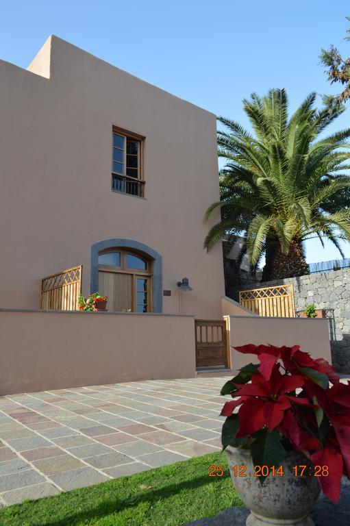 Rural El Mondalón Hotel 4*